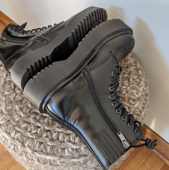 Jeffrey Campbell Sopas Lugged Platform Boot - Picture 6 of 10